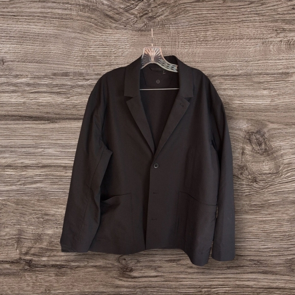 Lululemon Venture Button-Front Blazer - Picture 6 of 8